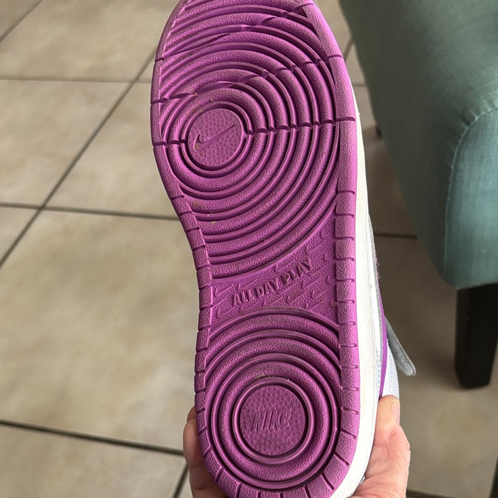 Nike White & Purple Mid-Top Sneakers for Big Girls size 7Y - Picture 7 of 7